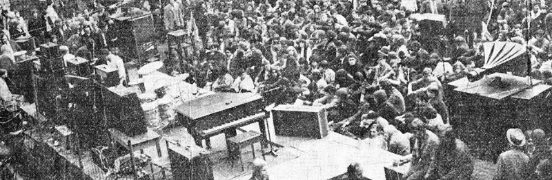 Close-up on the stage area