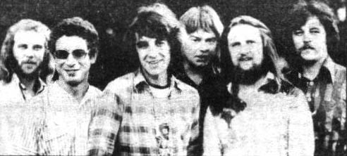 Nearly six smiling Harums